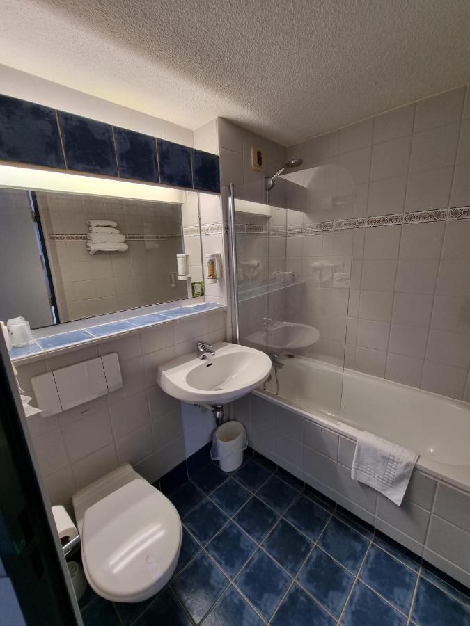 Hotel Restaurant Le Relais - Pau Nord Lons المظهر الخارجي الصورة